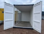 Conteneur Maritime 20 HC avec Vitrine – Image 2
