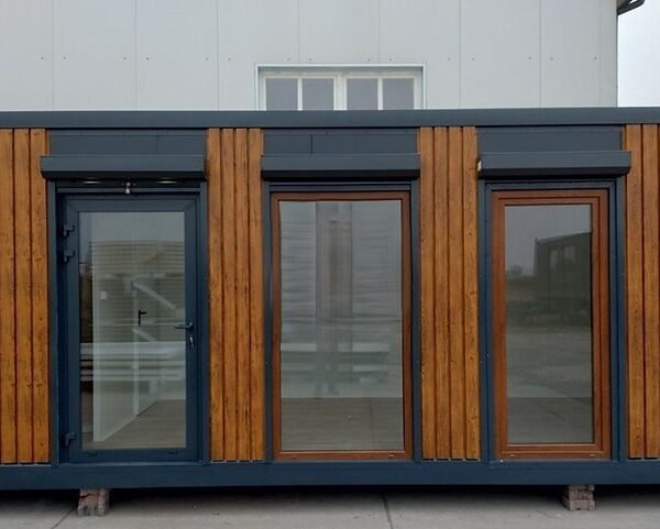 Conteneur de bureau 21m2 WC+CUISINE